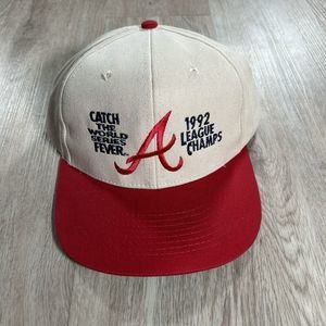 Vintage 1992 Atlanta Braves Hat Snapback MLB Drew Pearson World Series Beige Cap